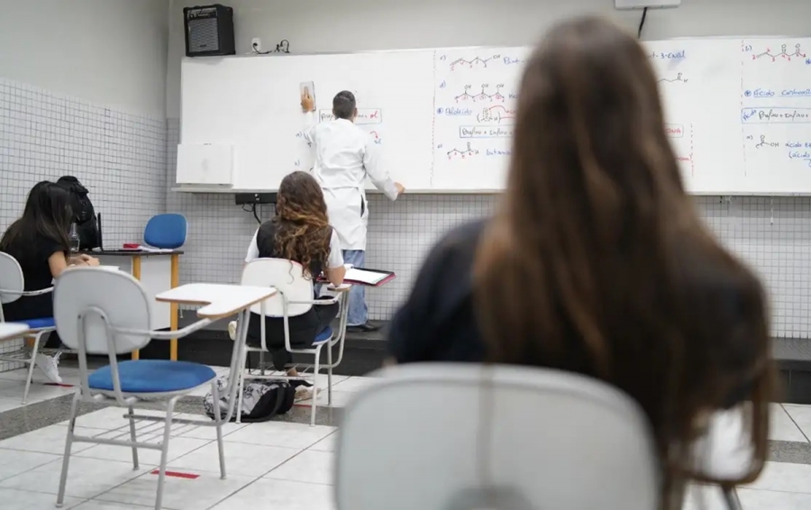 Comissão do Senado aprova reforma do Novo Ensino Médio