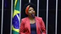 Projeto sobre igualdade salarial entre homens e mulheres segue para o Senado