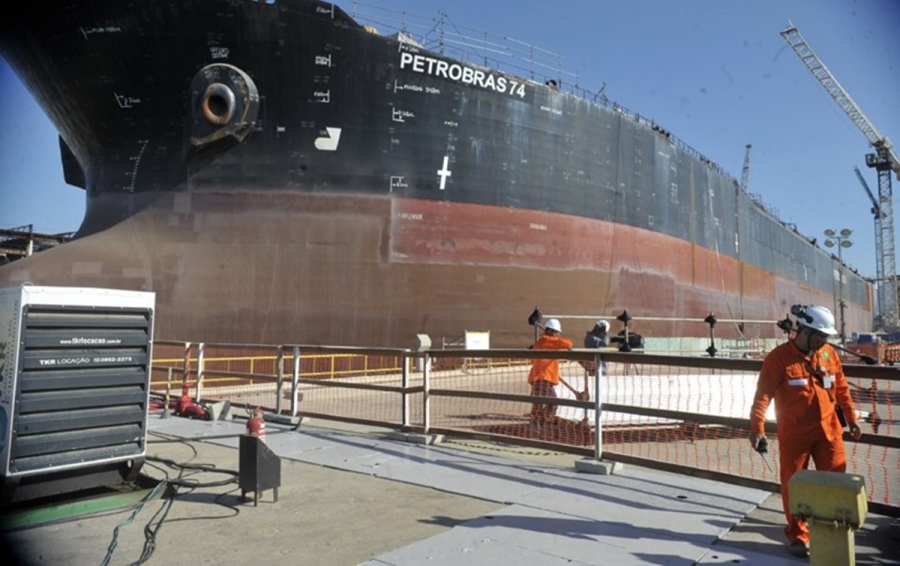Petroleiros discutem ‘pacto’ para conteúdo nacional, em reunião com Marinho