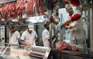 Deputados mantêm imposto sobre a carne em relatório preliminar da reforma