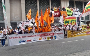 Trabalhadores protestam no Rio: ‘Dinheiro da Americanas foi para algum lugar, foi para alguém’
