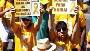 &quot;A atenção ao outro pode ser o primeiro passo para ajudar a salvar uma vida&quot;, afirma voluntário do CVV.